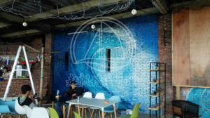 万宁日月湾冲浪俱乐部墙绘装饰